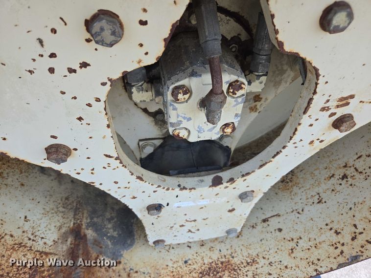 image for item FB9426 2002 Ingersoll-Rand DD-24 double drum vibratory roller