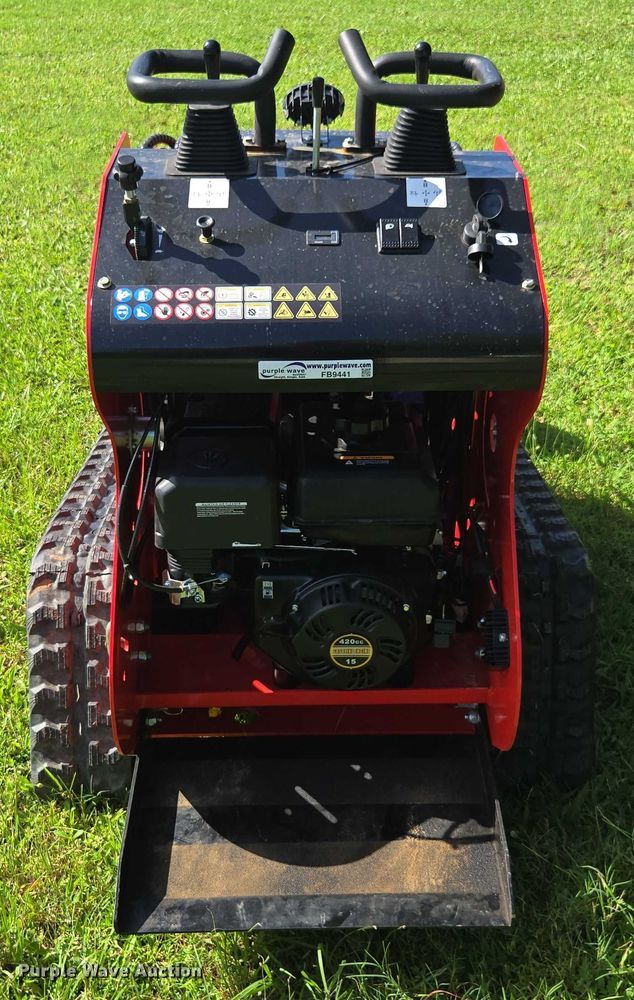 image for item FB9441 2025 Rippa NDI625 compact utility loader