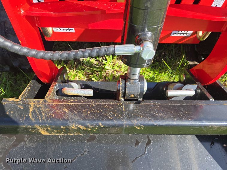 image for item FB9442 Rippa  NDI625 compact utility loader