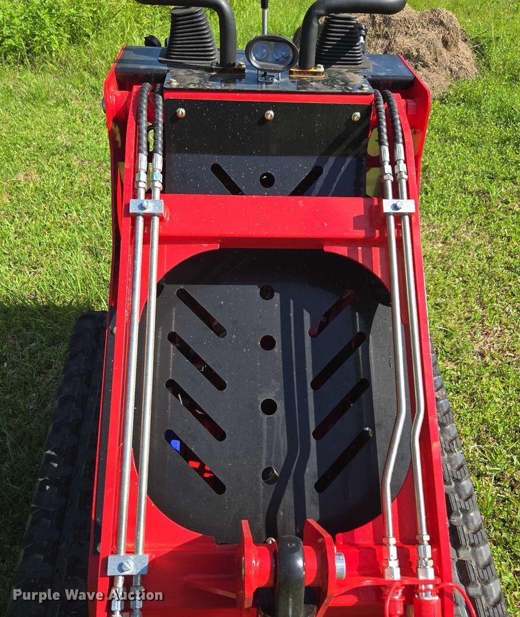 image for item FB9442 Rippa  NDI625 compact utility loader