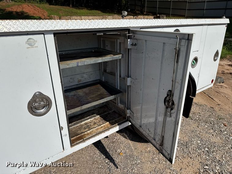 image for item HI9348 2016 Ford F550 SuperCab utility / service truck