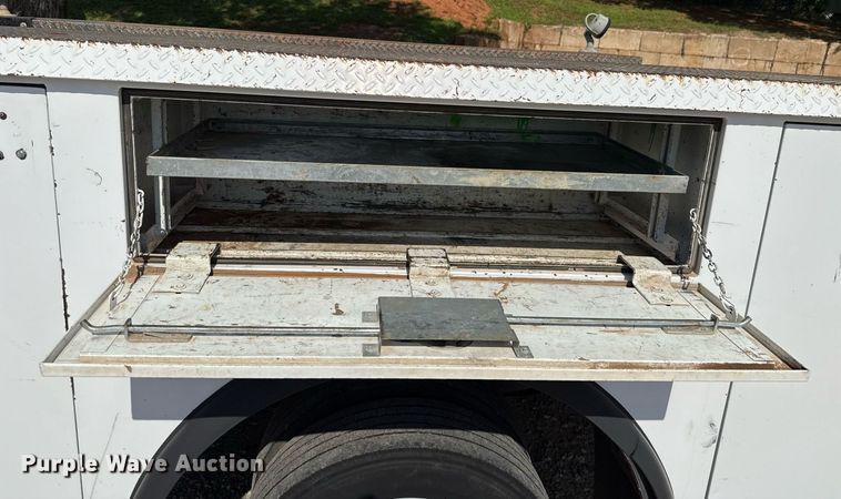 image for item HI9348 2016 Ford F550 SuperCab utility / service truck