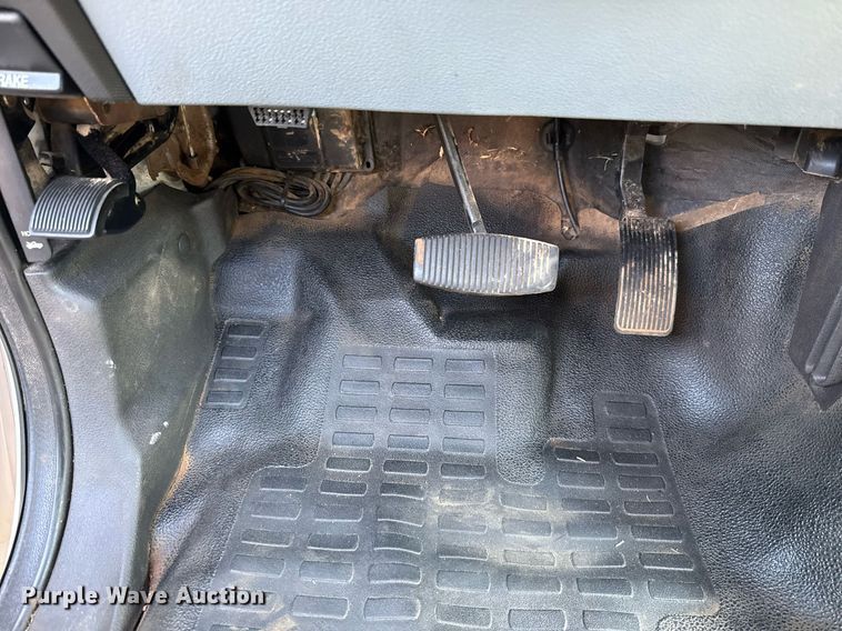 image for item HI9348 2016 Ford F550 SuperCab utility / service truck