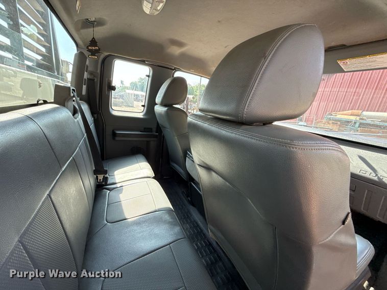 image for item HI9348 2016 Ford F550 SuperCab utility / service truck