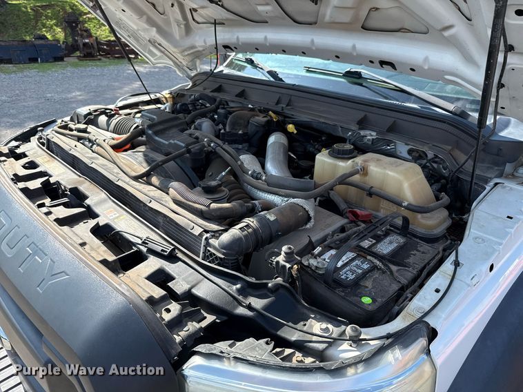 image for item HI9348 2016 Ford F550 SuperCab utility / service truck