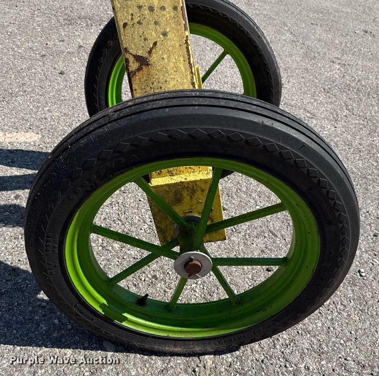 image for item HI9350 Sumner Grasshopper pipe dolly