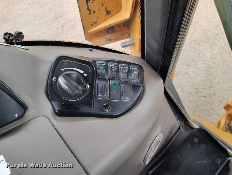 image for item IP9633 2008 Case 580 Super M Series 3 backhoe