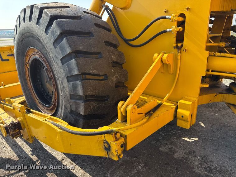 image for item MZ9399 Michigan 280 wheel loader