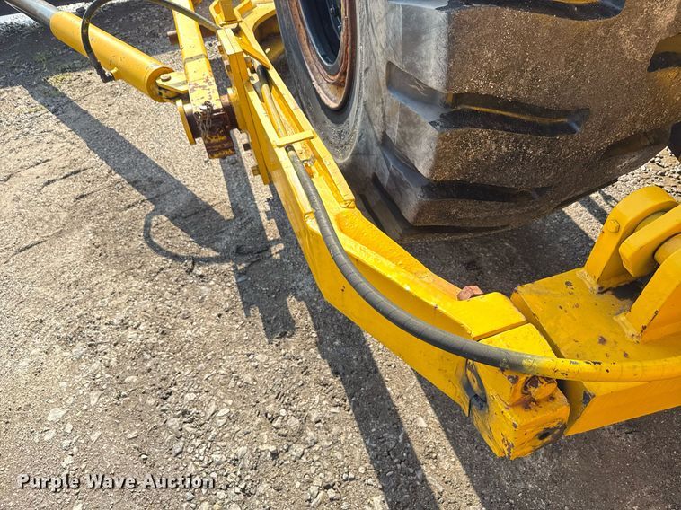 image for item MZ9399 Michigan 280 wheel loader