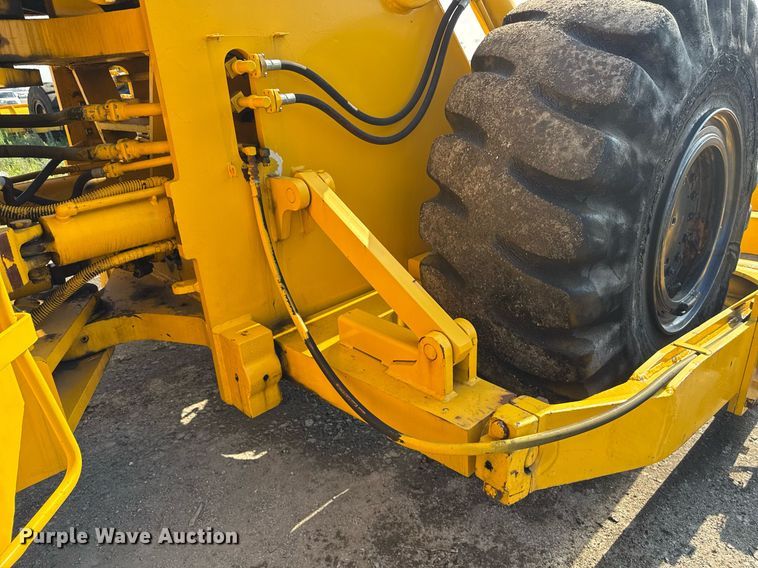 image for item MZ9399 Michigan 280 wheel loader