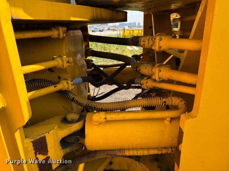 image for item MZ9399 Michigan 280 wheel loader