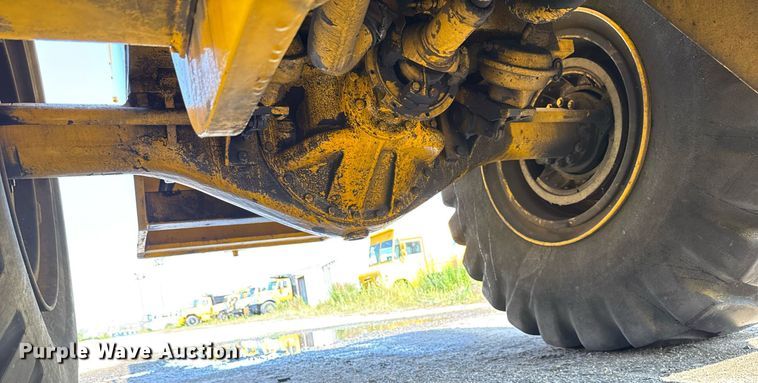 image for item MZ9399 Michigan 280 wheel loader