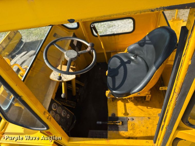 image for item MZ9399 Michigan 280 wheel loader