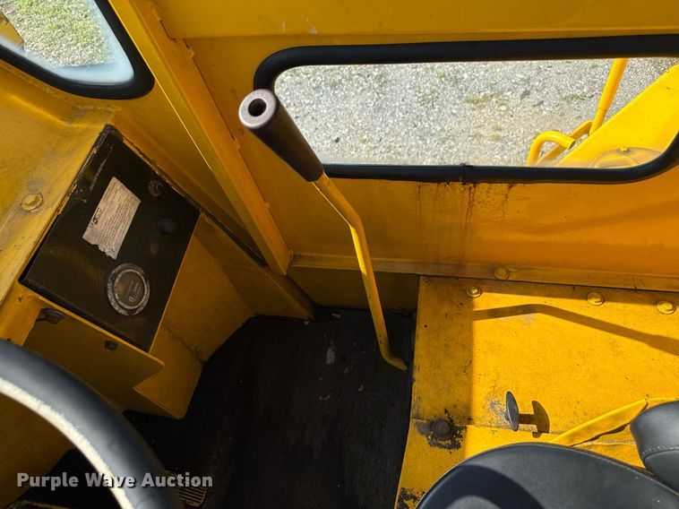 image for item MZ9399 Michigan 280 wheel loader