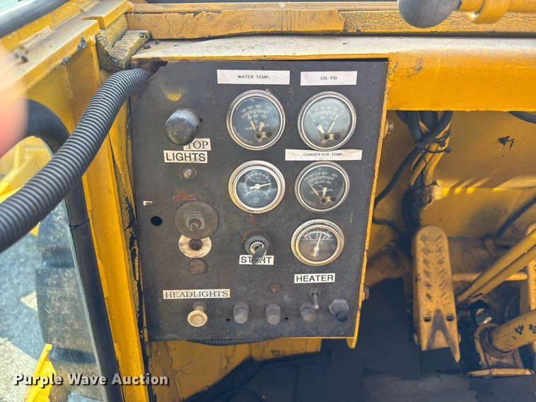 image for item MZ9400 1976 Michigan 280C wheeled dozer