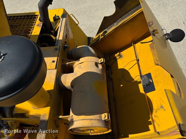 image for item MZ9401 1987 Trojan 1500Z wheel loader