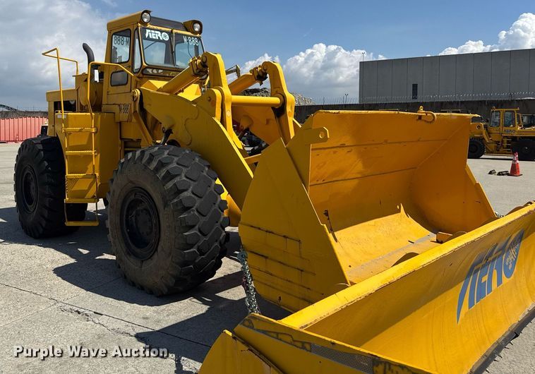 image for item MZ9402 1970 Michigan 175GM-3A wheel loader