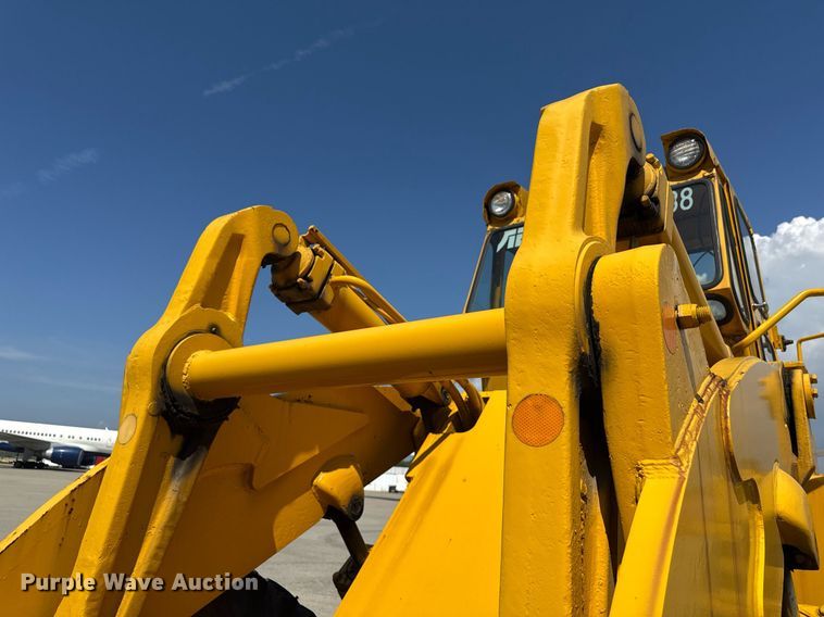 image for item MZ9402 1970 Michigan 175GM-3A wheel loader