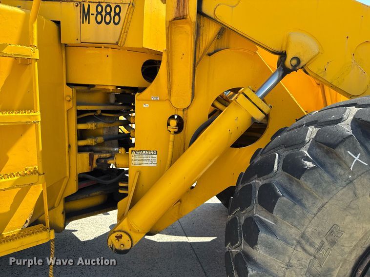 image for item MZ9402 1970 Michigan 175GM-3A wheel loader