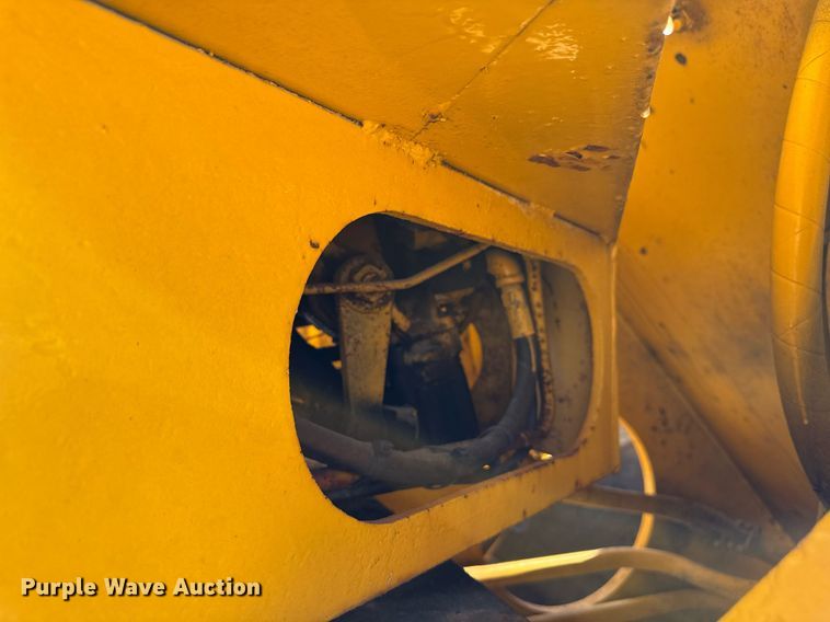 image for item MZ9402 1970 Michigan 175GM-3A wheel loader