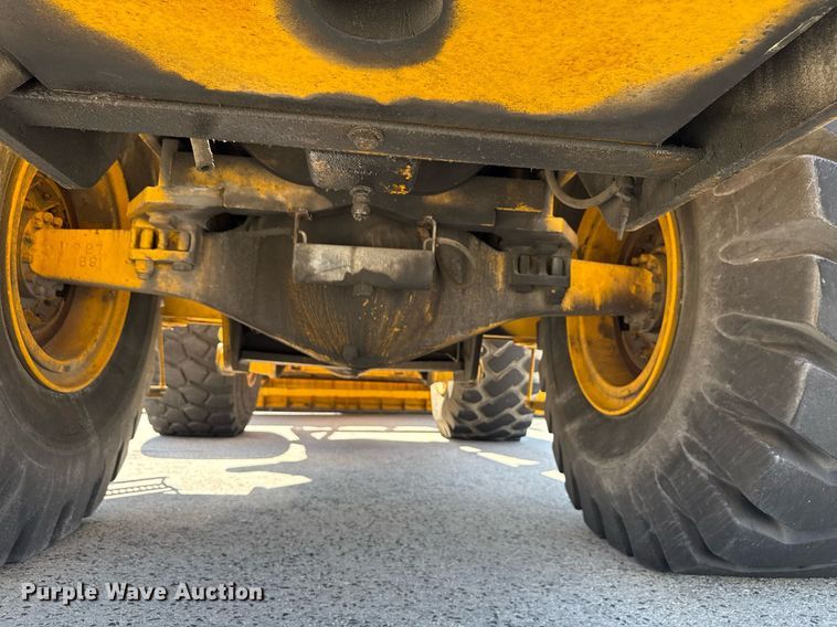 image for item MZ9402 1970 Michigan 175GM-3A wheel loader