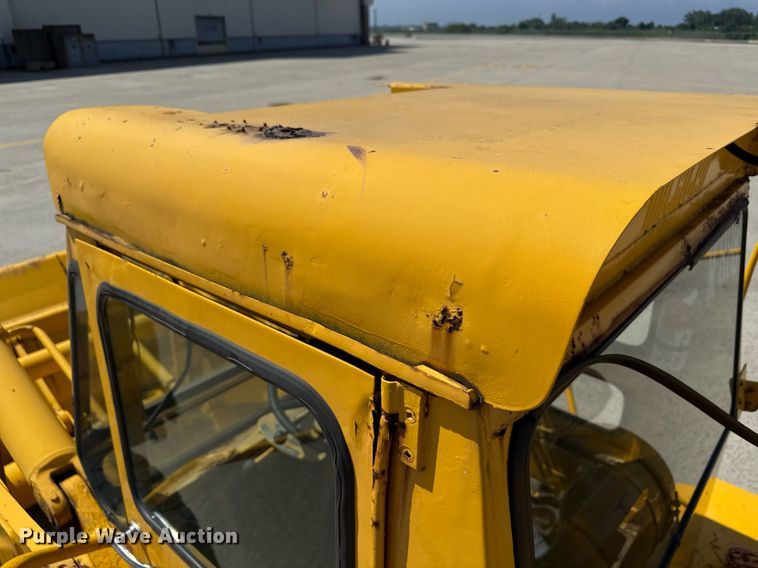 image for item MZ9402 1970 Michigan 175GM-3A wheel loader