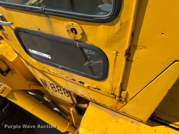 image for item MZ9402 1970 Michigan 175GM-3A wheel loader