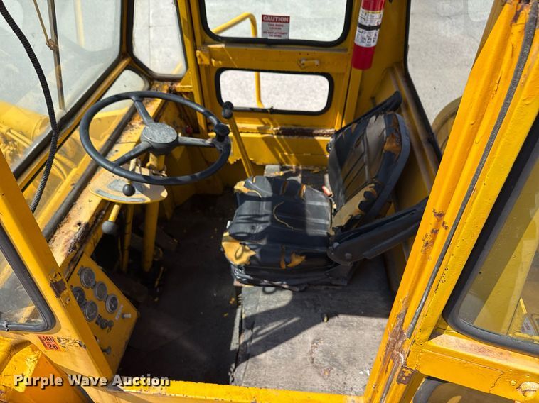 image for item MZ9402 1970 Michigan 175GM-3A wheel loader