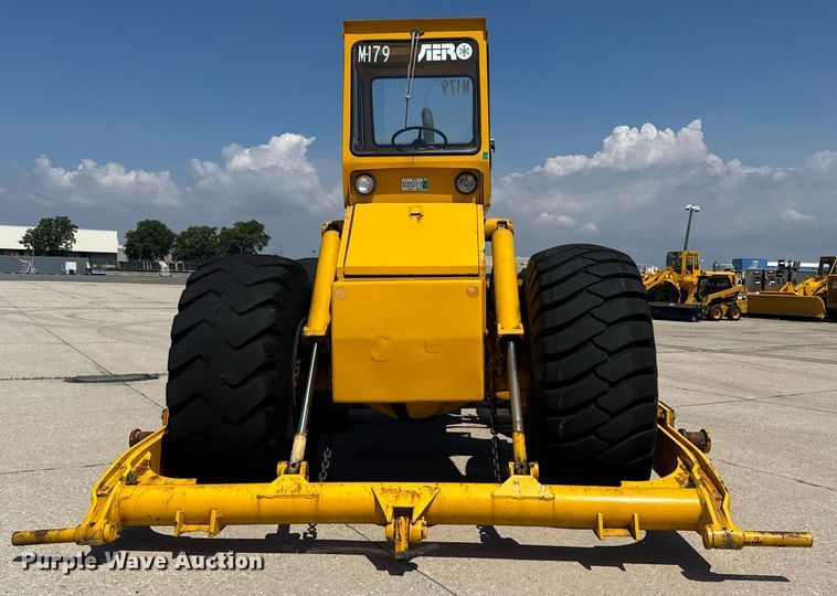 image for item MZ9403 1964 Michigan 280 wheeled dozer