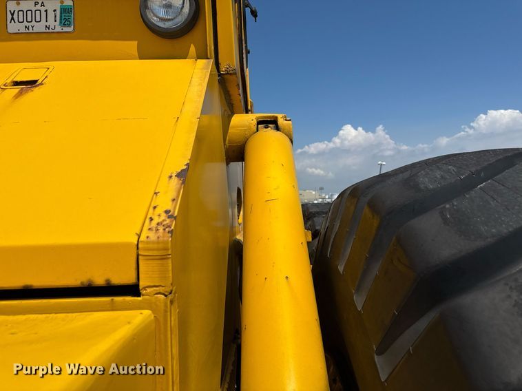 image for item MZ9403 1964 Michigan 280 wheeled dozer