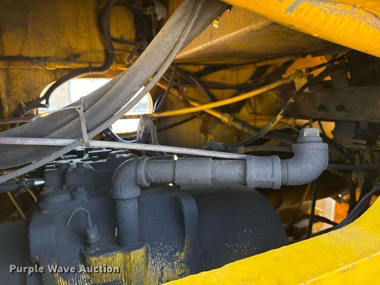 image for item MZ9403 1964 Michigan 280 wheeled dozer