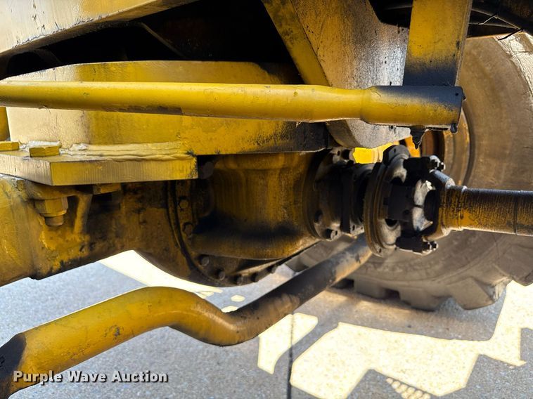 image for item MZ9403 1964 Michigan 280 wheeled dozer