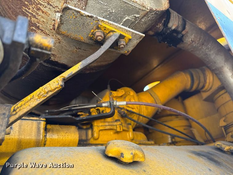 image for item MZ9403 1964 Michigan 280 wheeled dozer