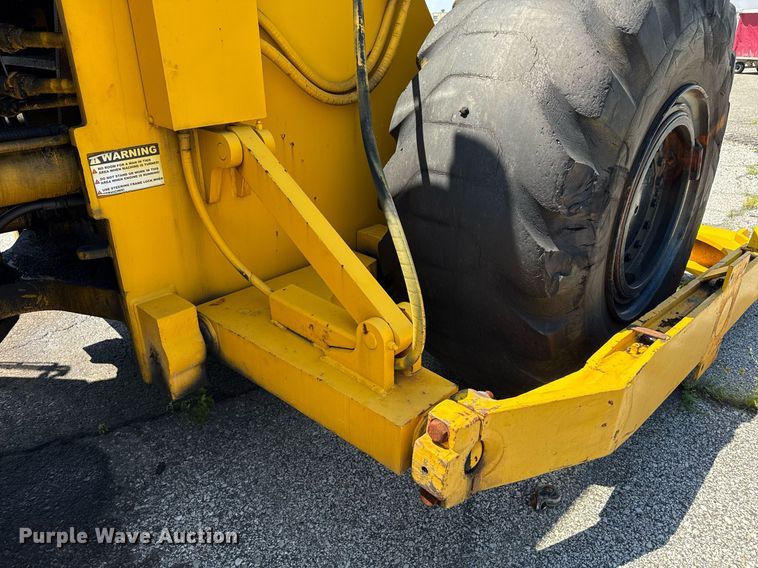 image for item MZ9404 Michigan 280DC3A wheel loader