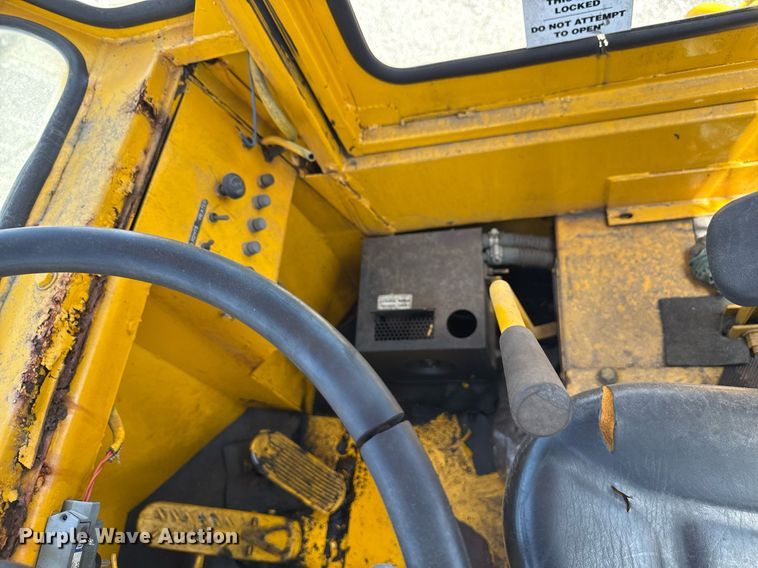 image for item MZ9404 Michigan 280DC3A wheel loader