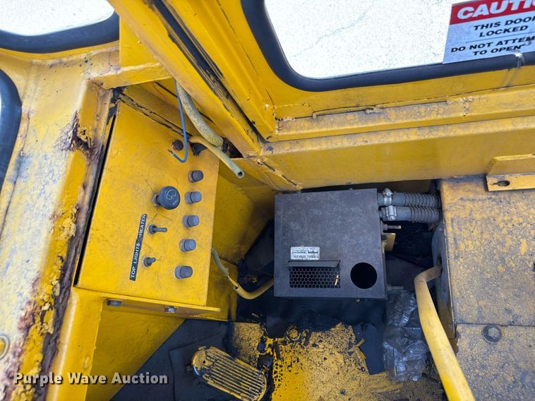 image for item MZ9404 Michigan 280DC3A wheel loader