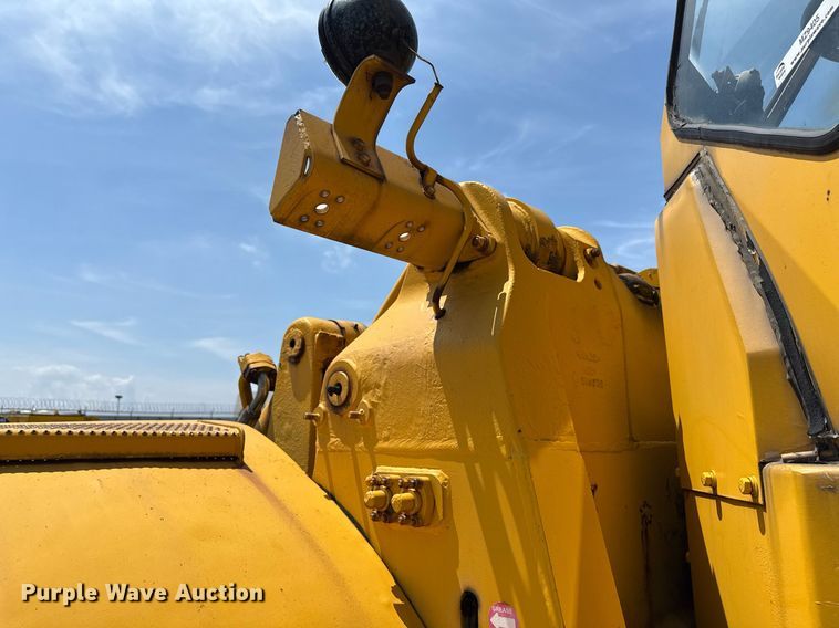 image for item MZ9405 1977 Caterpillar 980B wheel loader