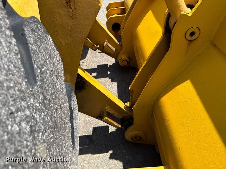 image for item MZ9405 1977 Caterpillar 980B wheel loader