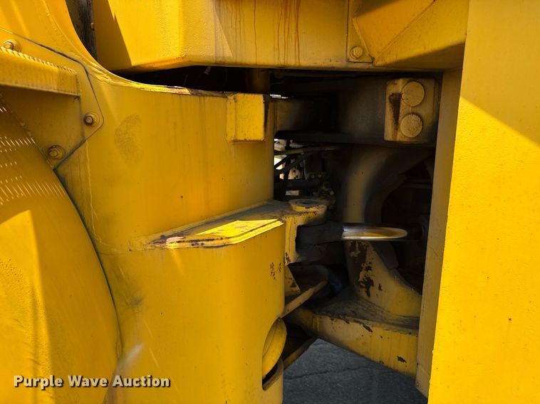 image for item MZ9405 1977 Caterpillar 980B wheel loader