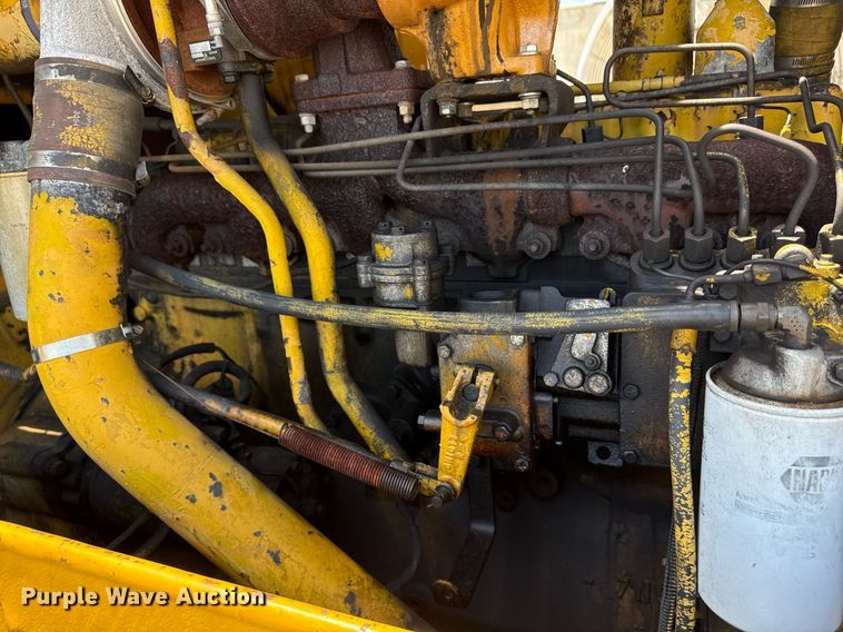 image for item MZ9405 1977 Caterpillar 980B wheel loader