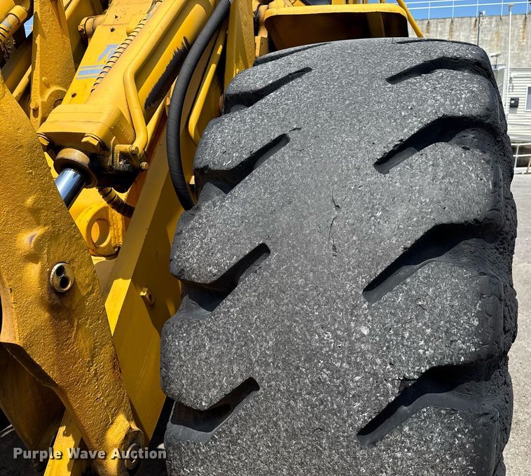 image for item MZ9405 1977 Caterpillar 980B wheel loader