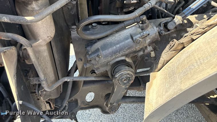 image for item MZ9406 2013 Caterpillar CT660S semi truck