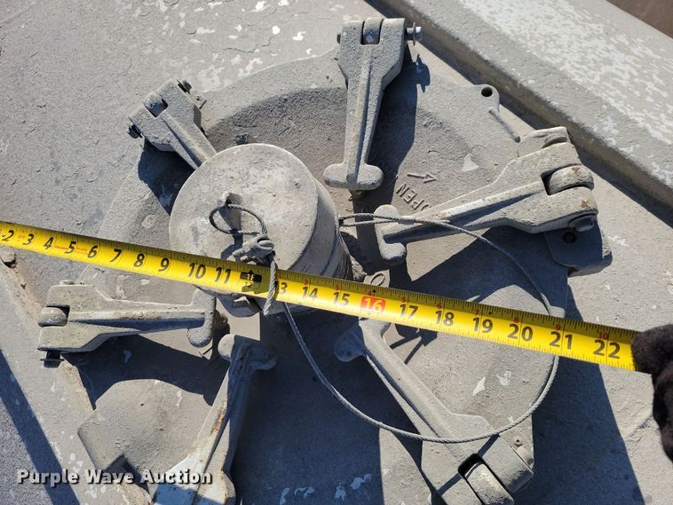 image for item NB9850 1983 Fruehauf HAB-F3-J1300 pneumatic dry bulk trailer