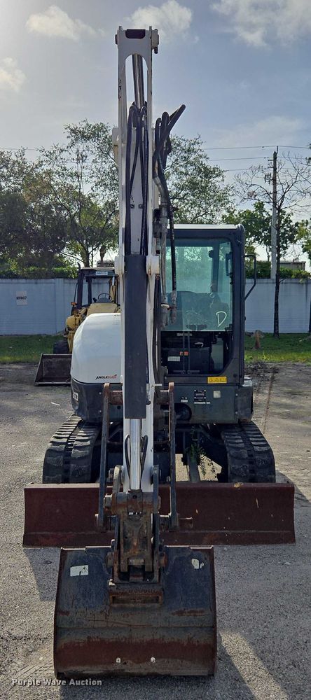 EXCAVADORA 2021 BOBCAT E60