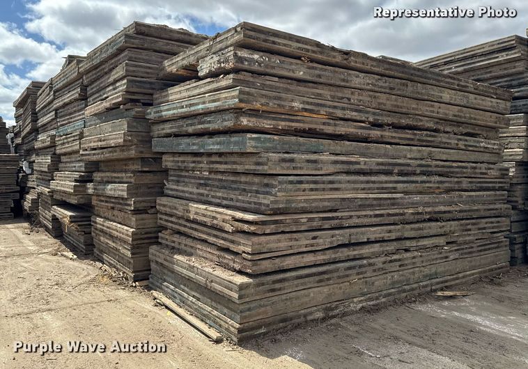 image for item ZA0661 (15) crane mats 