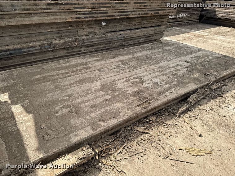 image for item ZA0662 (15) crane mats 