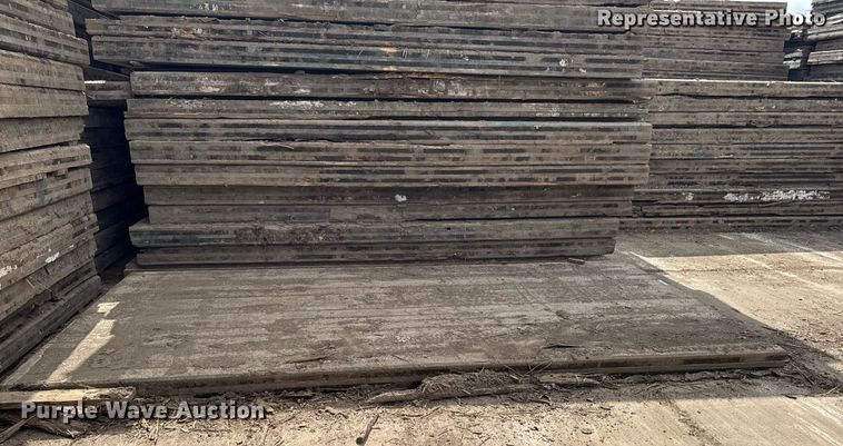 image for item ZA0663 (15) crane mats 