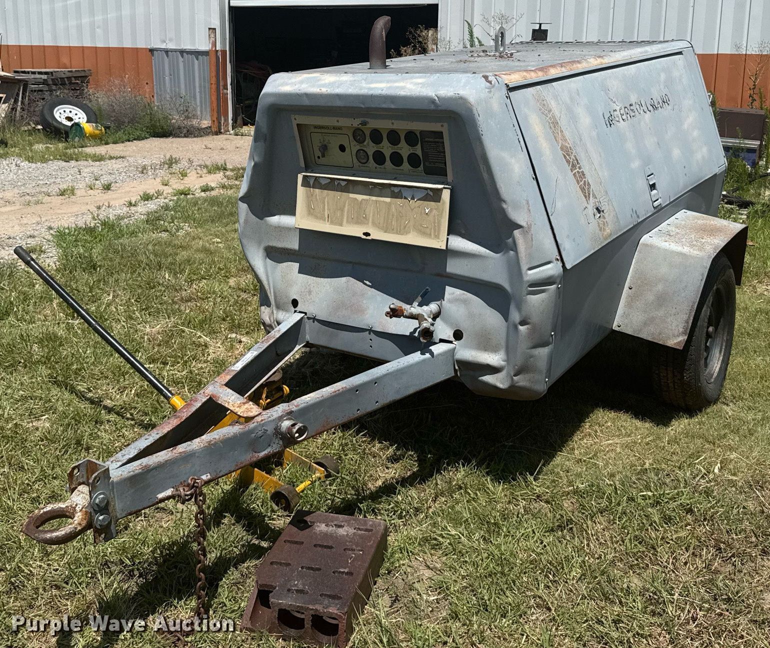 1995 Ingersoll-Rand P185WJD air compressor in Hill City, KS