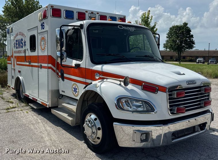 image for item DI9765 2010 Freightliner Business Class M2 ambulance