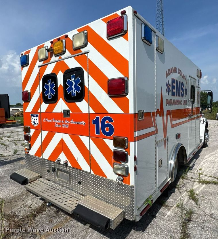 image for item DI9765 2010 Freightliner Business Class M2 ambulance